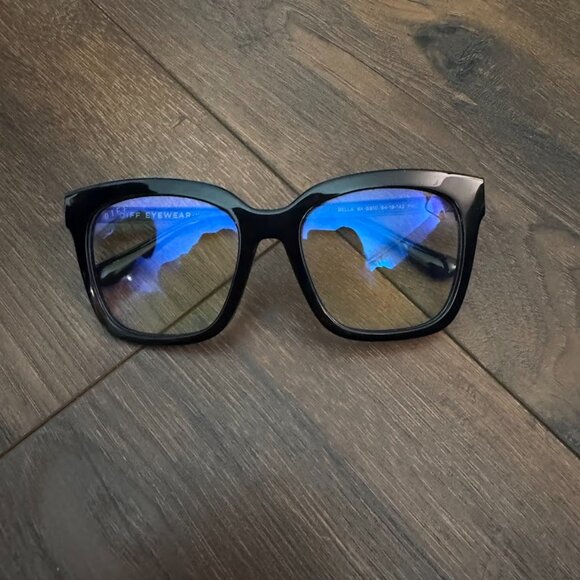 Diff Bella Blue Light Glasses with Black Frames - Picture 2 of 7